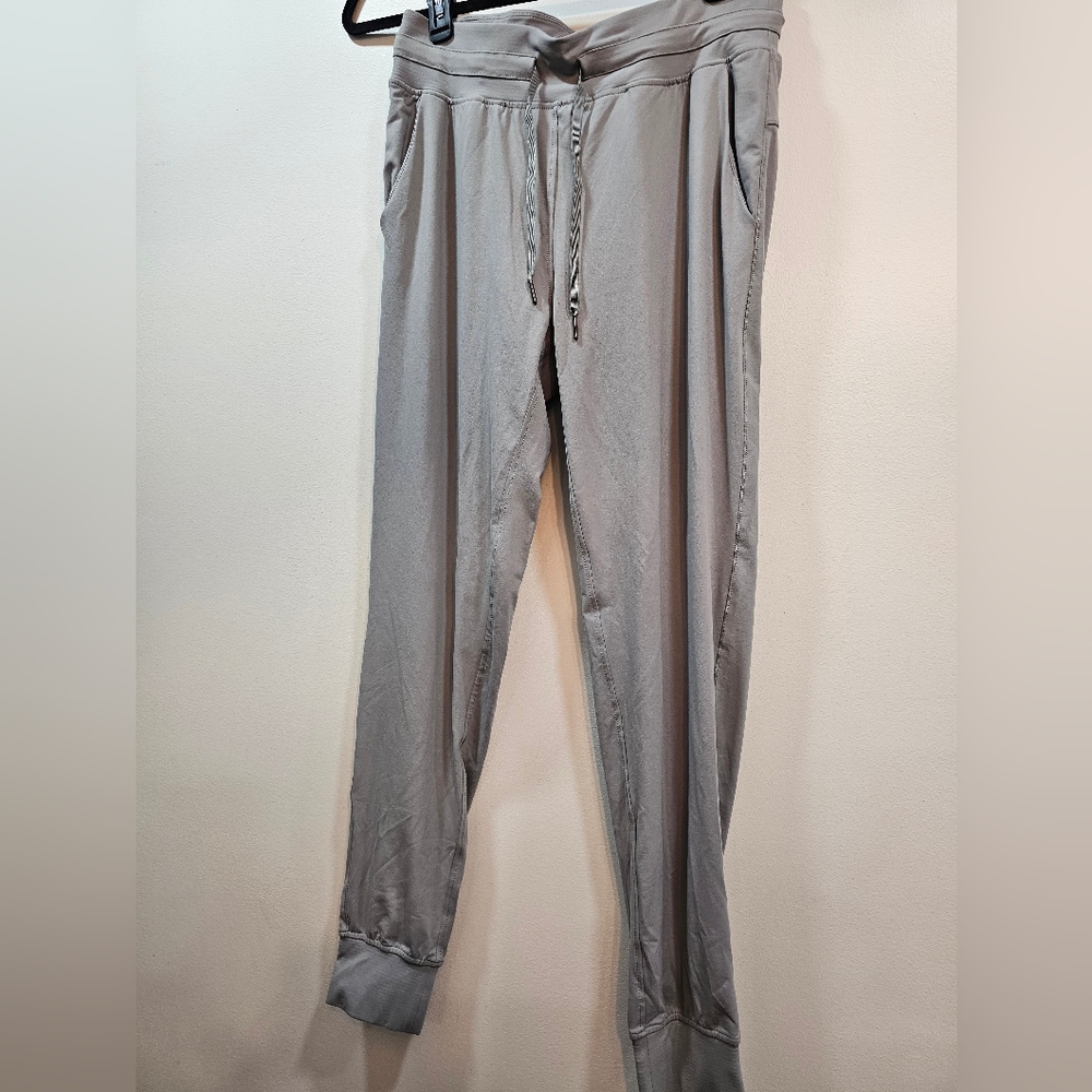 Zyia Jogger